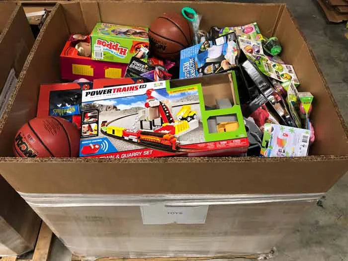 Toy  Liquidation Box