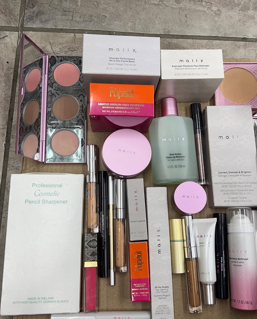 Beauty  Liquidation Box — Brand-New Makeup, Skincare & Beauty Products