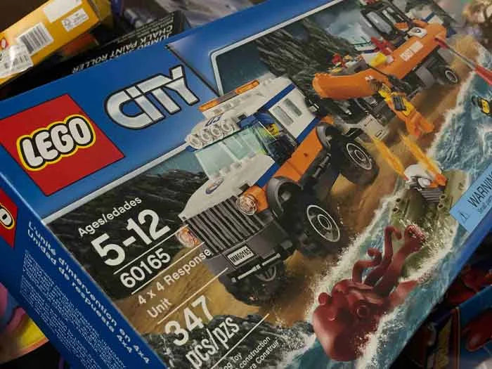 Toy  Liquidation Box
