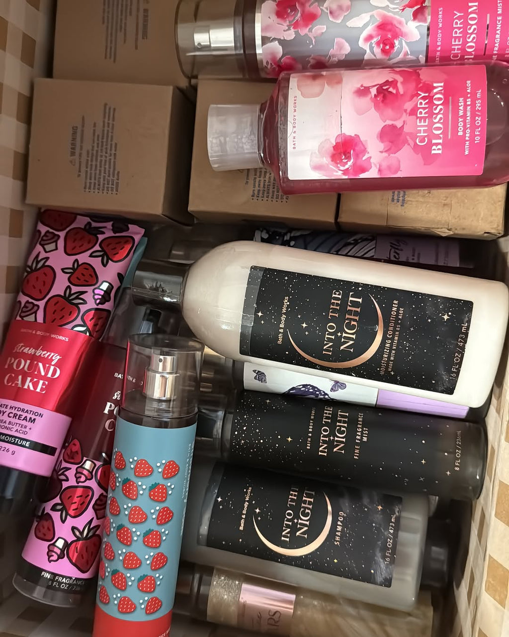 Beauty  Liquidation Box — Brand-New Makeup, Skincare & Beauty Products